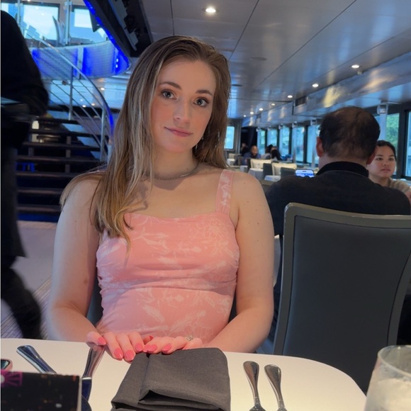 Meet your Posher, Morgan - Picture 1 of 3